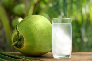 Nguyên nhân nước dừa bị vàng sau khi sản xuất
